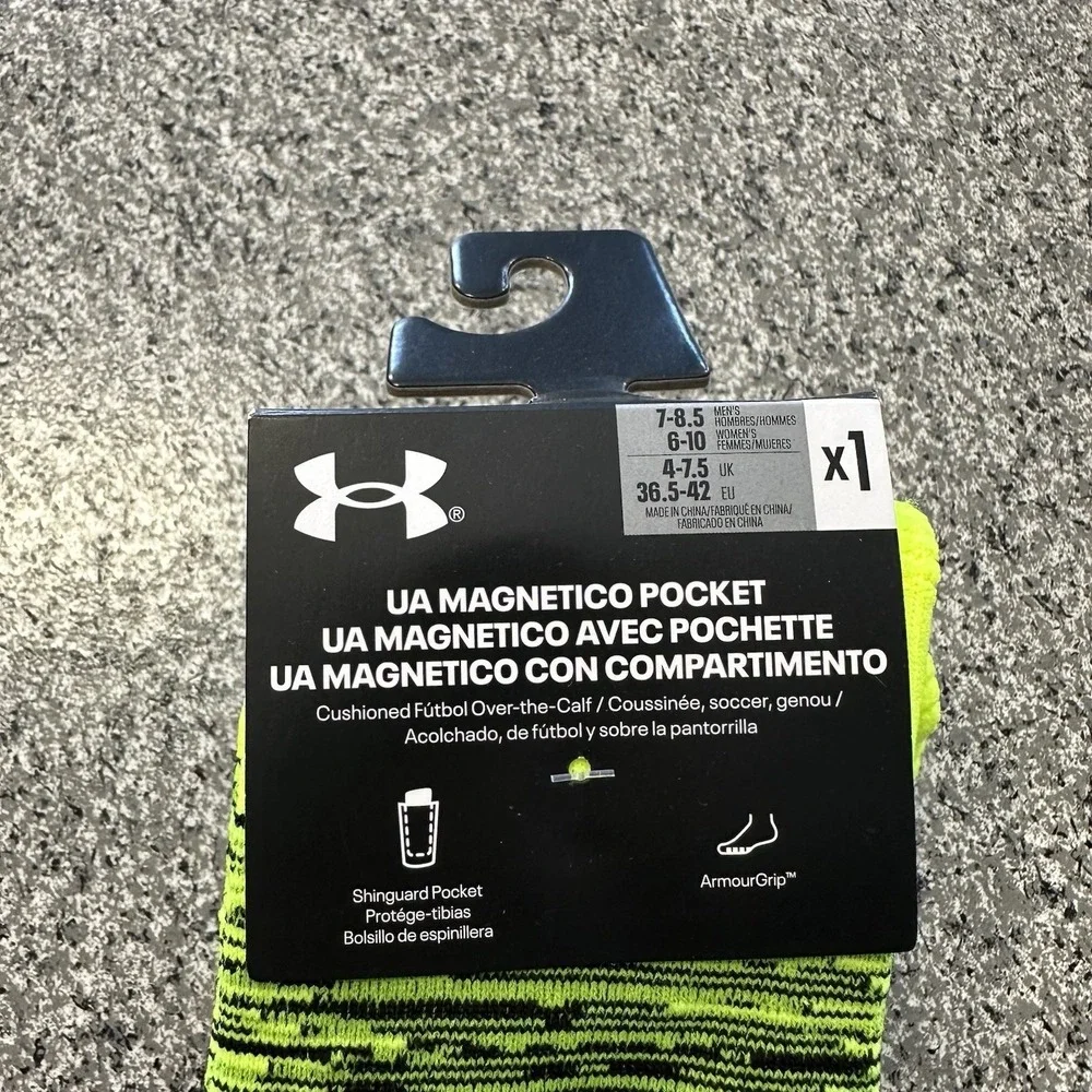Under Armour UA Magnetico Pocket OTC Soccer Socks Mens 7-8.5 W 6-10 Volt